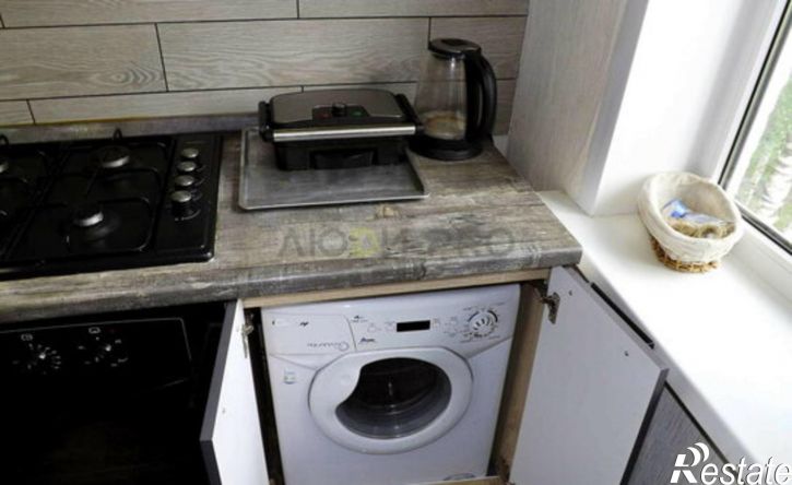 3-комн квартира посёлок Химинститута, 40