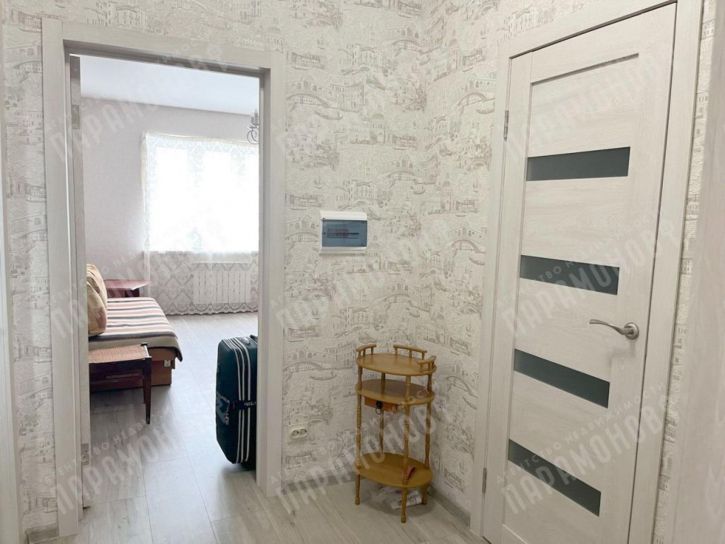 1-комн квартира Гусева б-р, 57