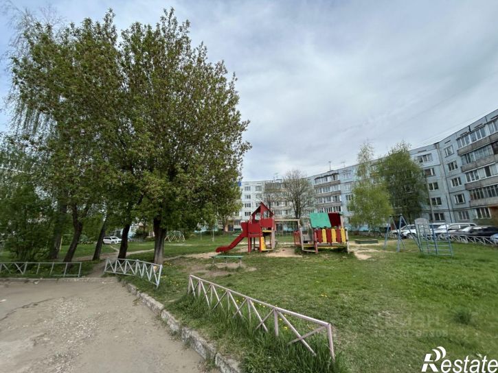 3-комн квартира пл Славы, 1,  д. 1