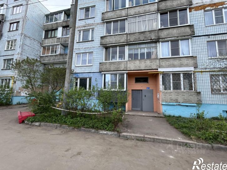 3-комн квартира пл Славы, 1,  д. 1