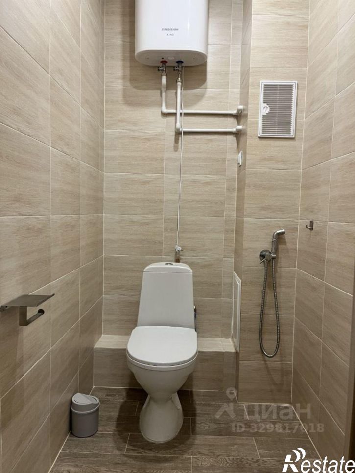 2-комн квартира ул Хромова, 27 2,  д. 27 2,  к. 2