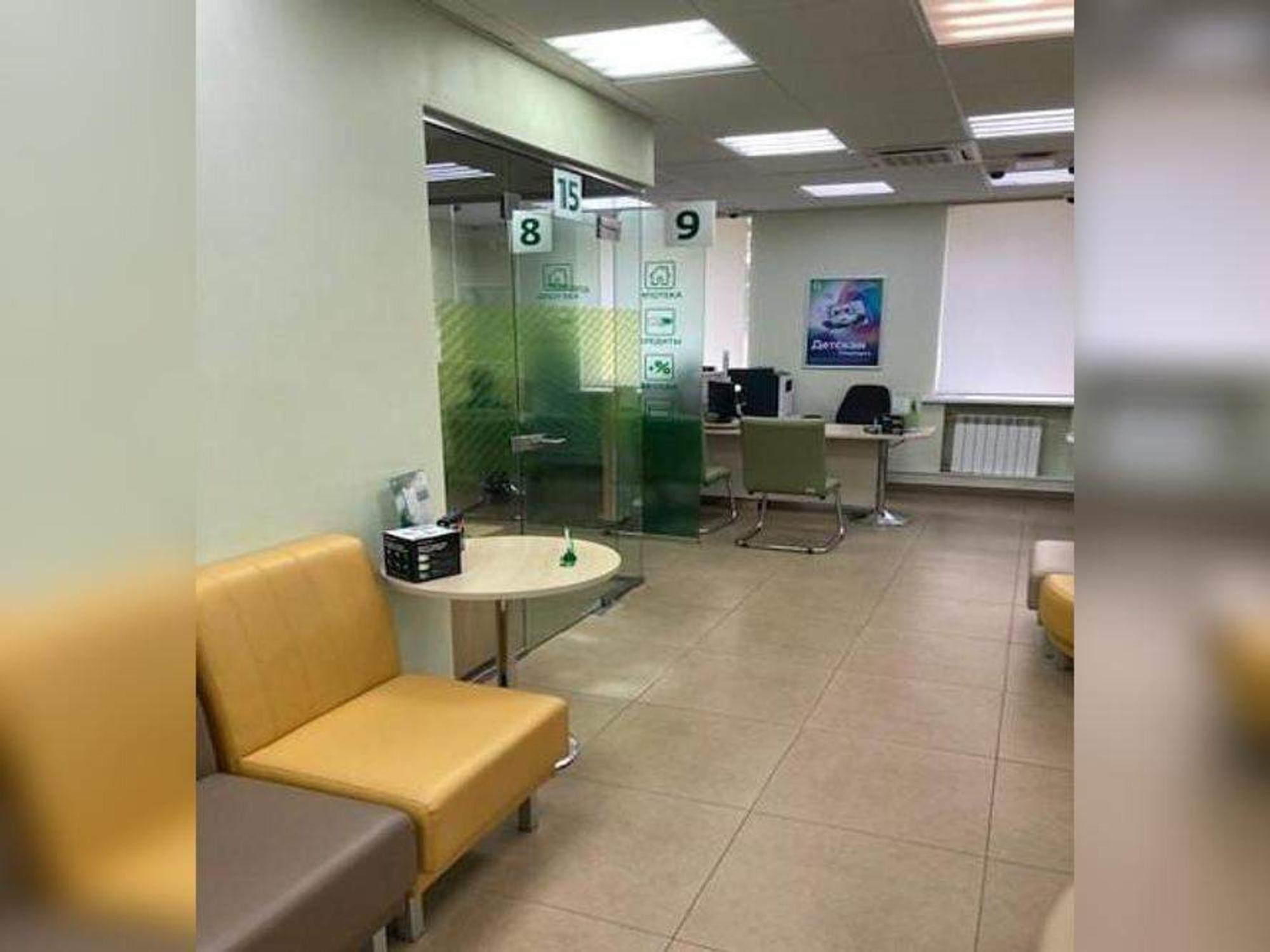 Купить офис, помещение под офис за 106 302 000 рублей на Андрея Дементьева улица, д.7