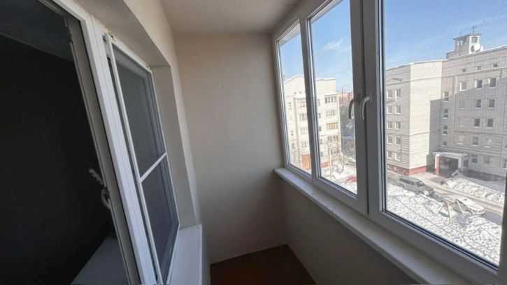2-комн квартира Благоева ул, 76