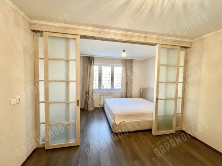 2-комн квартира Виноградова ул, 8