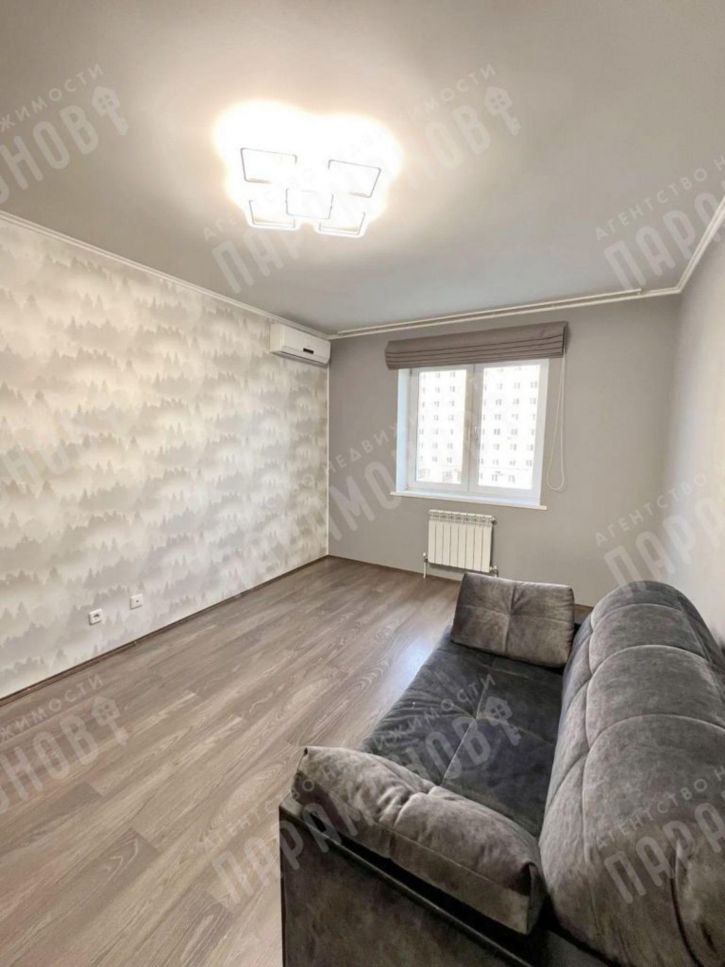 2-комн квартира Виноградова ул, 8