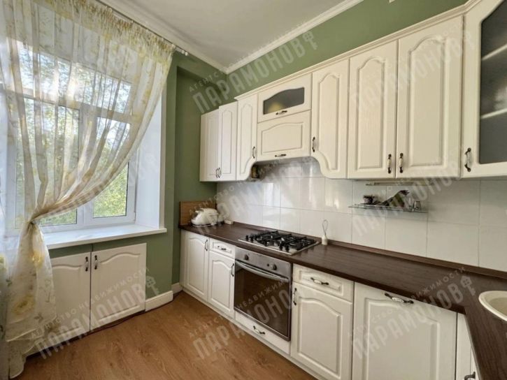 3-комн квартира Громова ул, 50к2