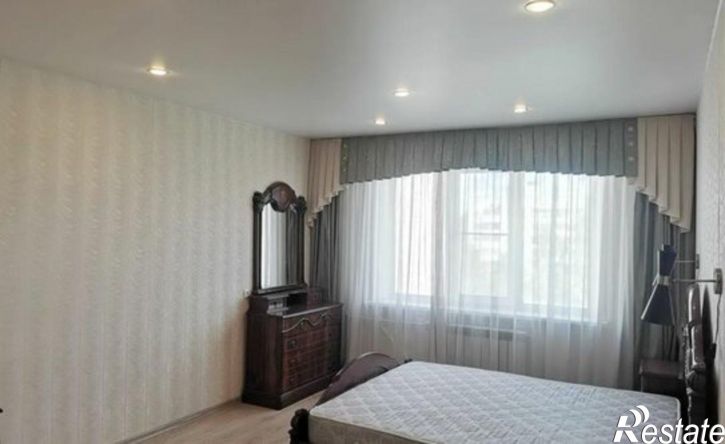 3-комн квартира Оборонная улица, 10,  д. 10