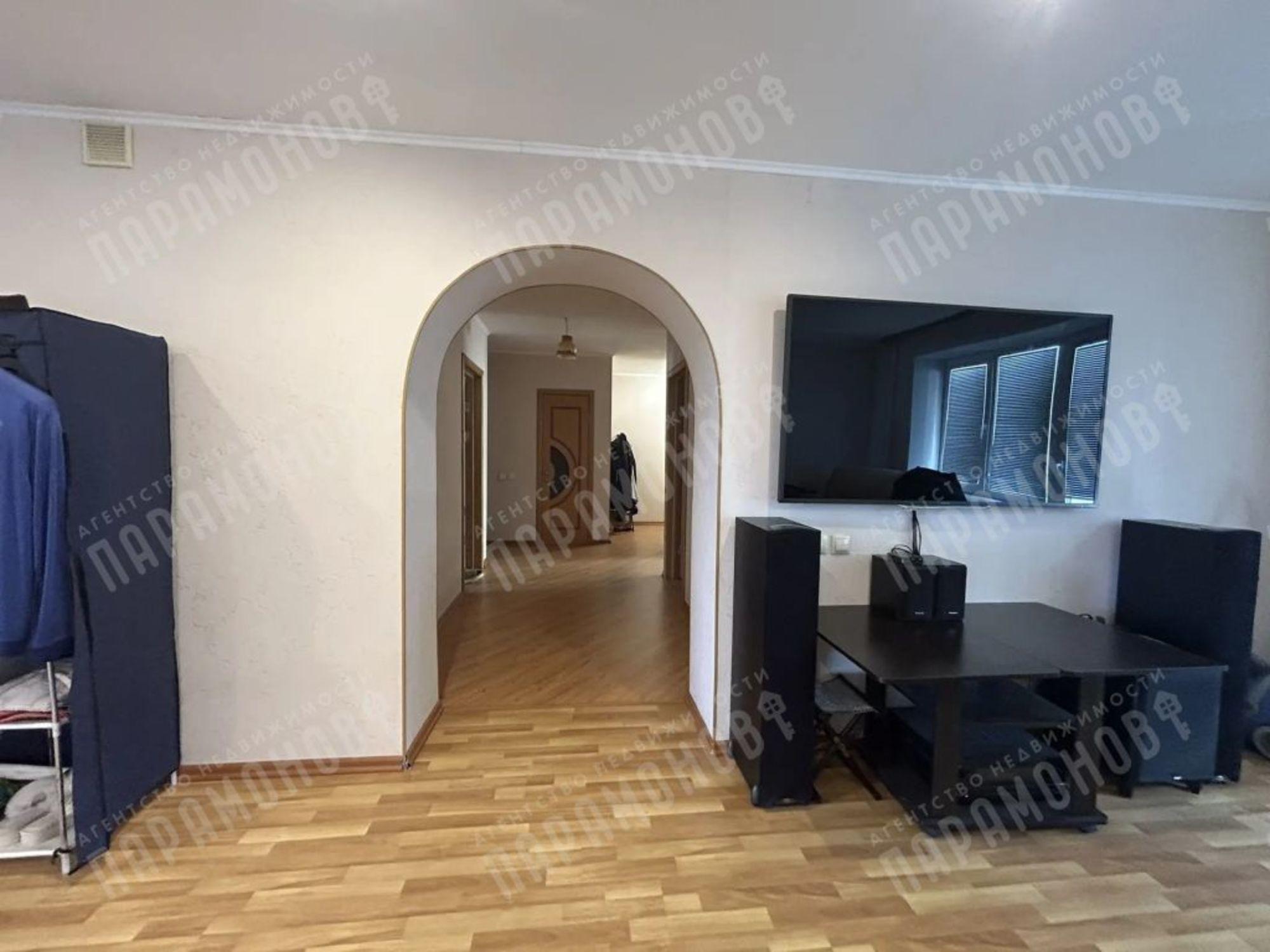 Купить квартиру за 11 148 000 рублей на Резинстроя ул, 3