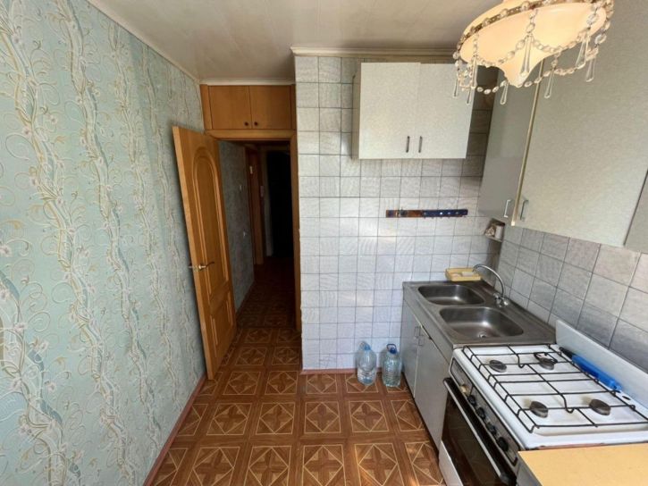 1-комн квартира Гусева б-р, 14