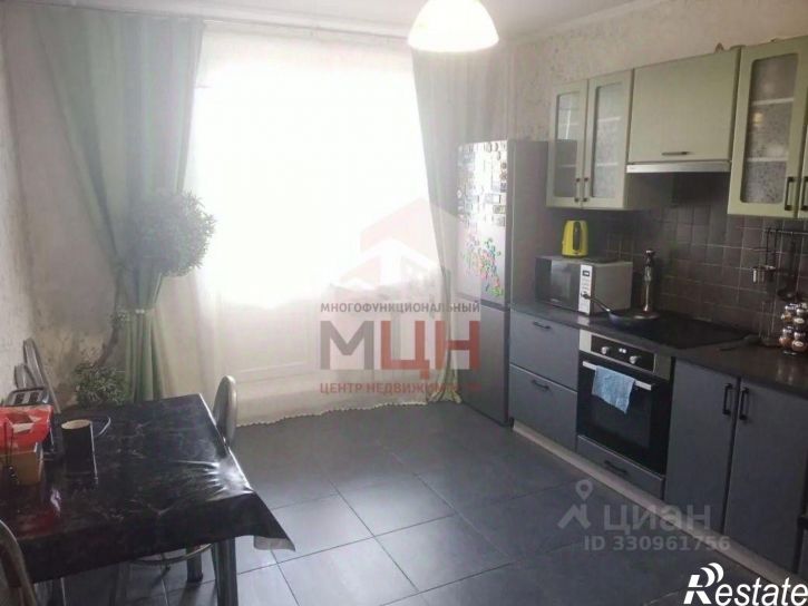 3-комн квартира ул Хромова, 27,  д. 27