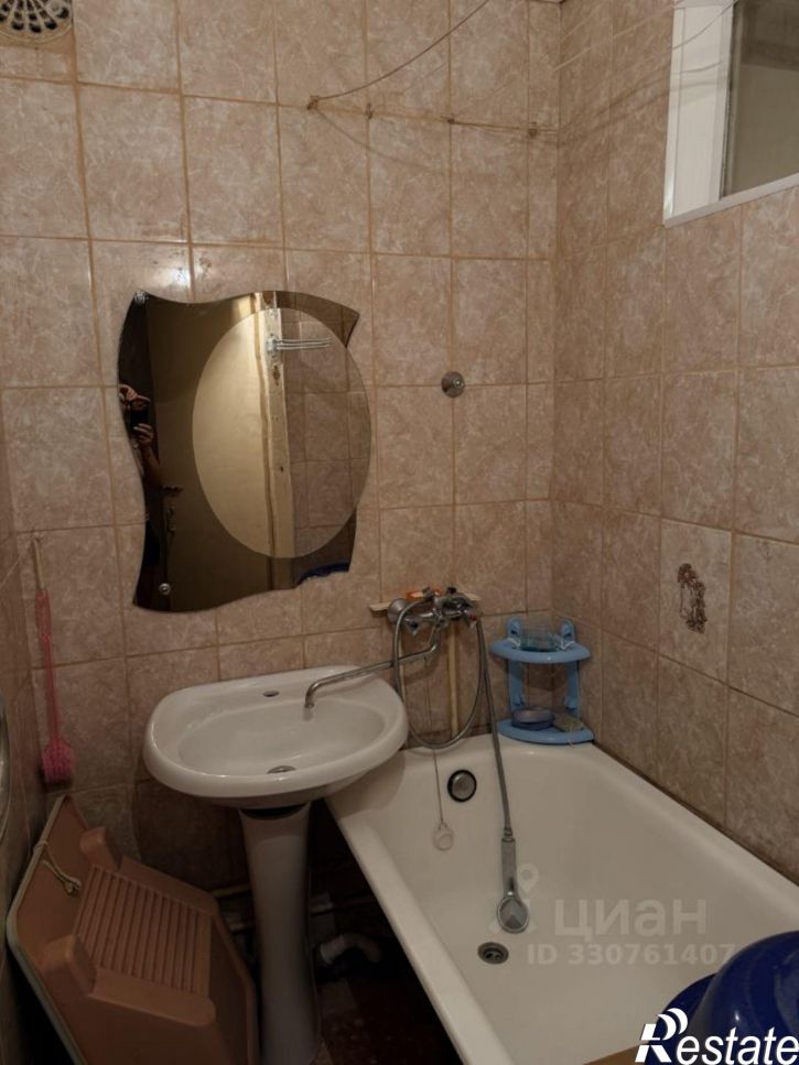 2-комн квартира пр-кт Победы, 54,  д. 54