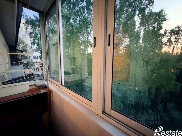 2-комн квартира пр-кт Победы, 54,  д. 54