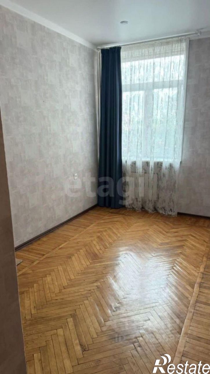 4-комн квартира проспект Победы, 46/30,  д. 46/30