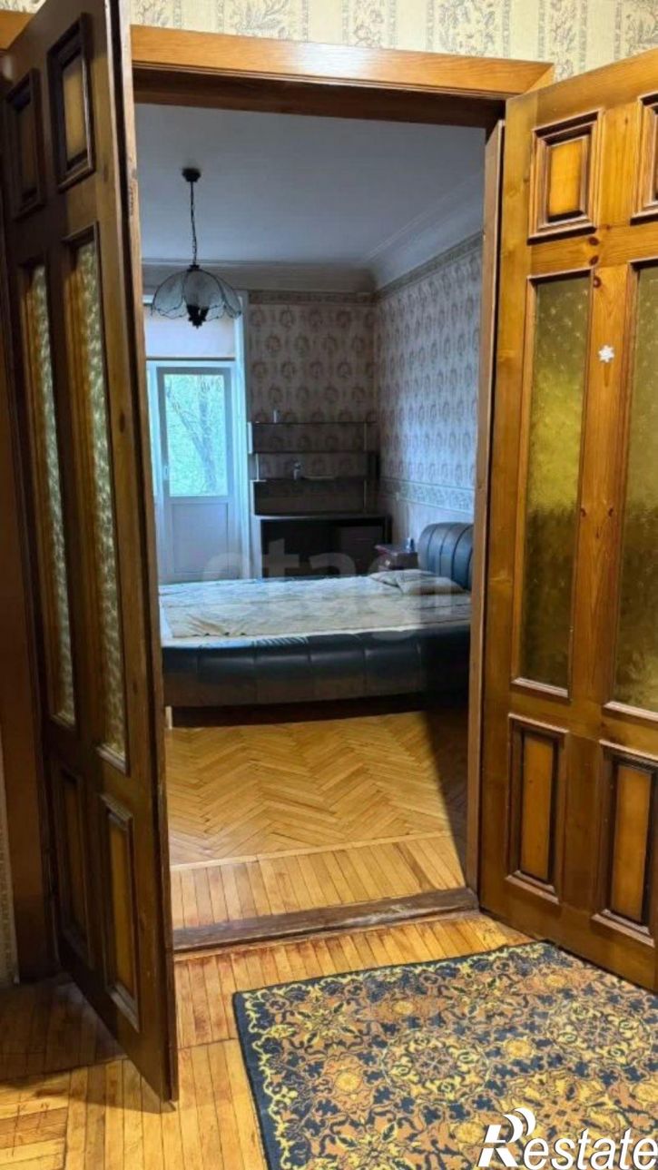 4-комн квартира проспект Победы, 46/30,  д. 46/30