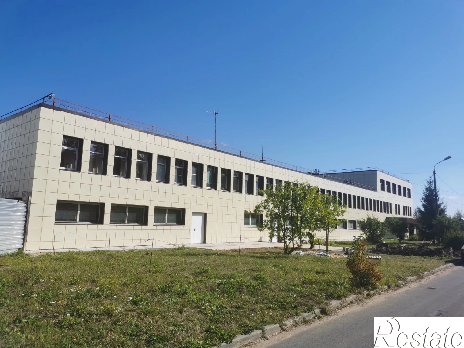 Купить производственную площадь за 320 000 000 рублей на Сердюковская, 15