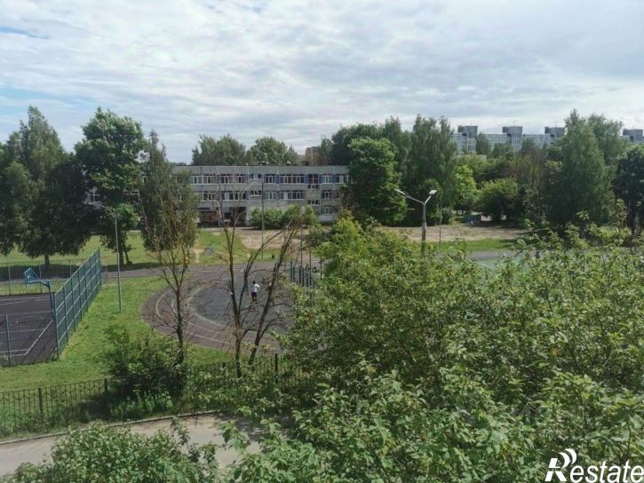 2-комн квартира б-р Гусева, 21,  д. 21