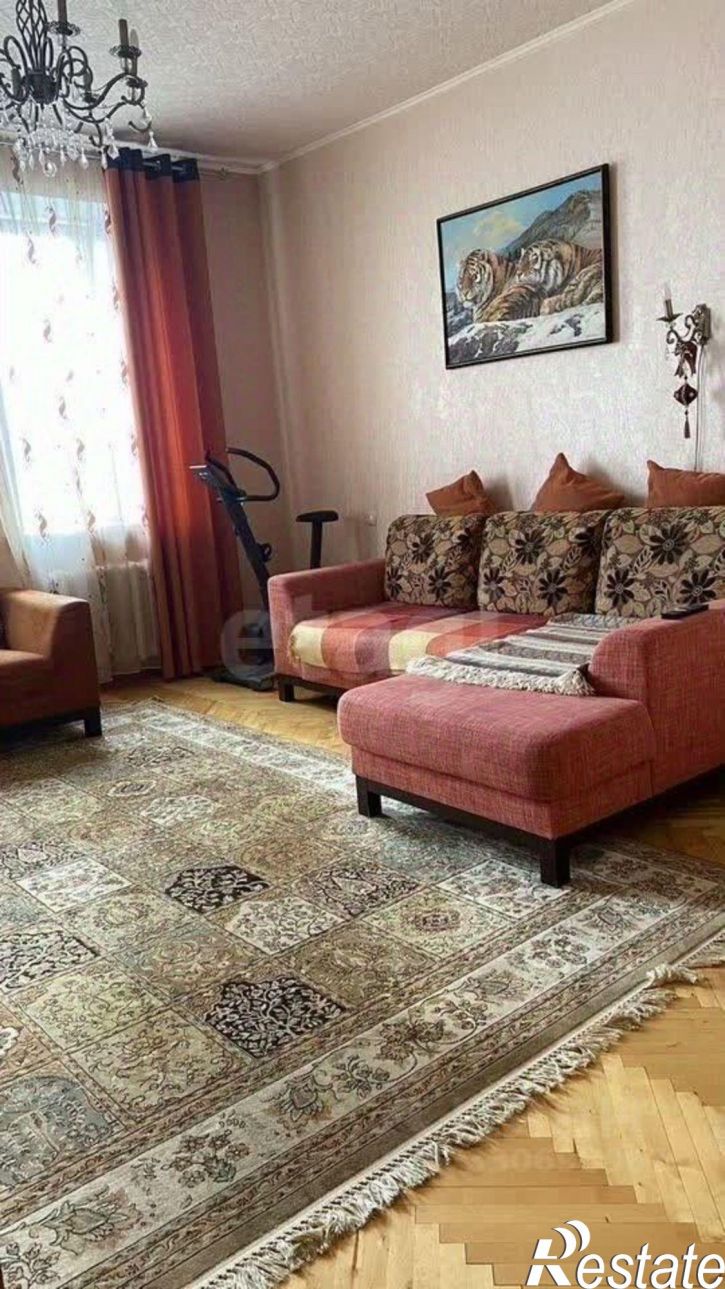 4-комн квартира проспект Победы, 7,  д. 7