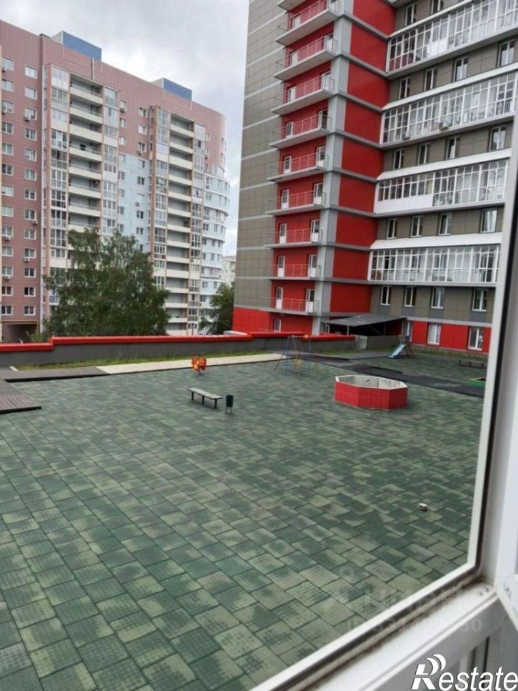 3-комн квартира ул Макарова, 4 1,  д. 4 1,  к. 1