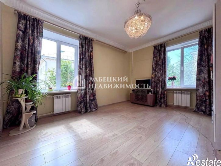 3-комн квартира пр-кт Победы, 36,  д. 36
