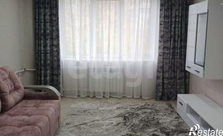 2-комн квартира ул Евгения Пичугина, 21 3,  д. 21 3,  к. 3