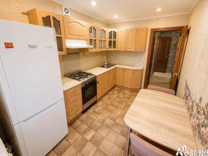2-комн квартира ул Хрустальная, 36 1,  д. 36 1,  к. 1
