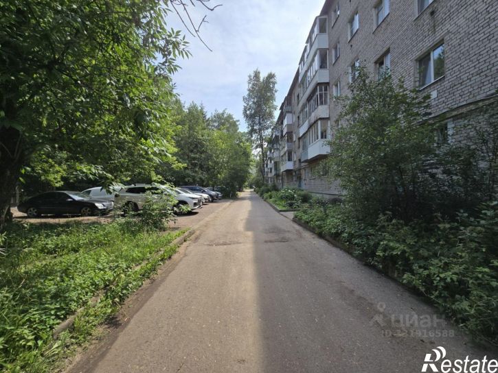 3-комн квартира ул Склизкова, 81а,  д. 81а