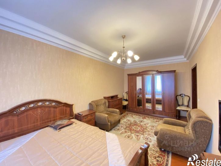 2-комн квартира ул Лидии Базановой, 5,  д. 5