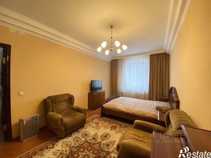 2-комн квартира ул Лидии Базановой, 5,  д. 5