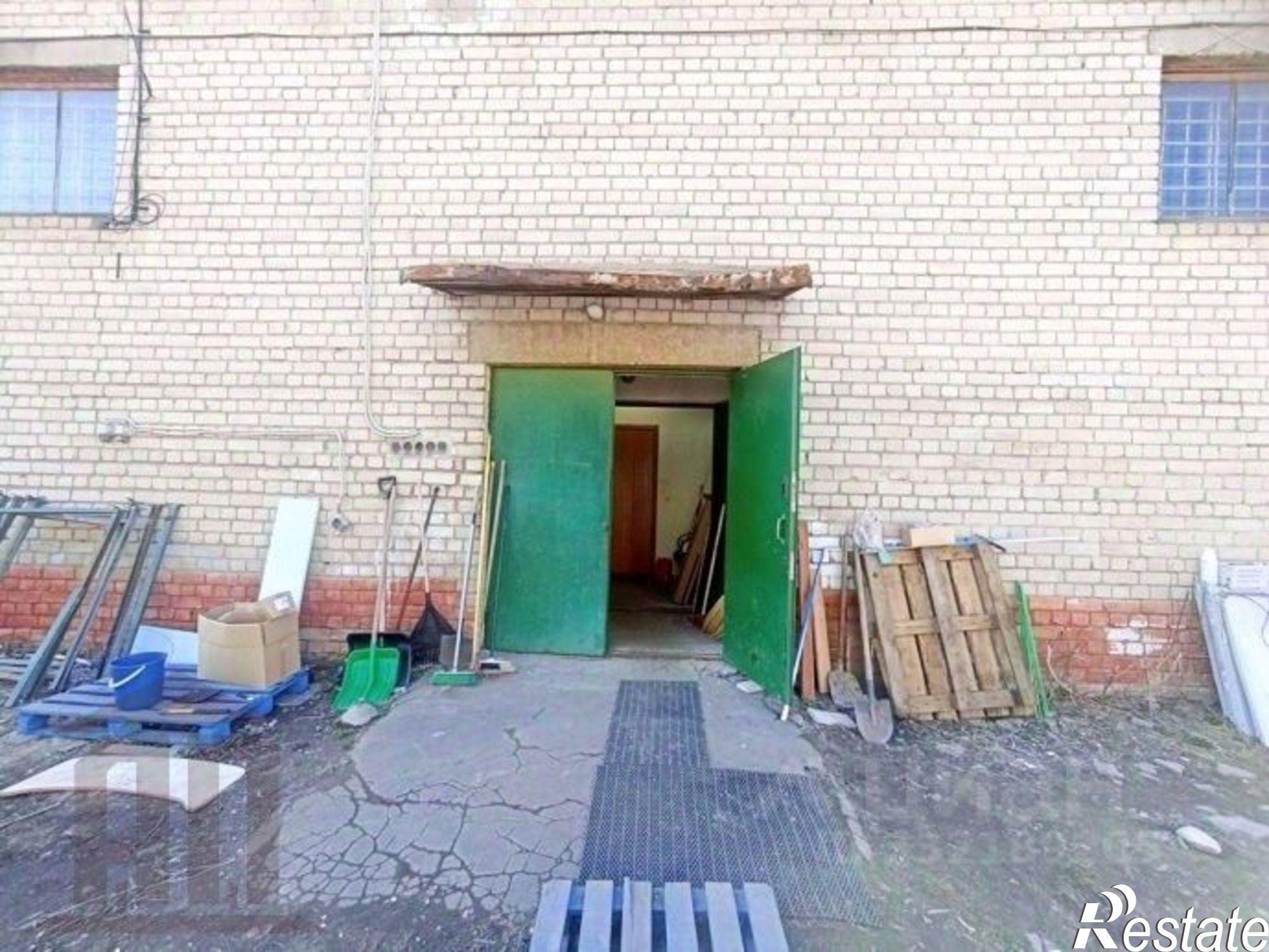 Сдать складское помещение за 53 100 рублей на Александровский пер, 9