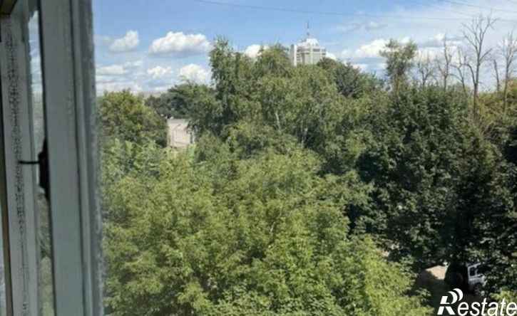 2-комн квартира пл Славы, 1,  д. 1