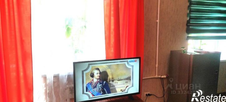 2-комн квартира ул 15 лет Октября, 60,  д. 60
