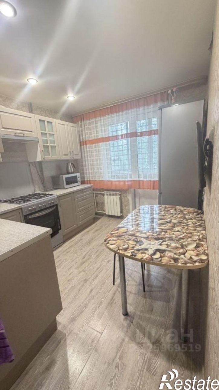 3-комн квартира б-р Гусева, 9,  д. 9