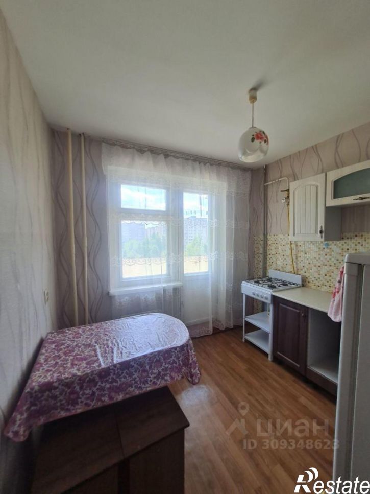 1-комн квартира ул Хрустальная, 42,  д. 42