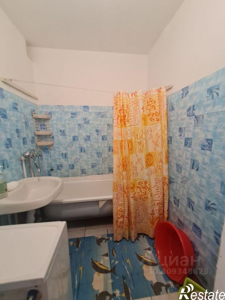 1-комн квартира ул Хрустальная, 42,  д. 42