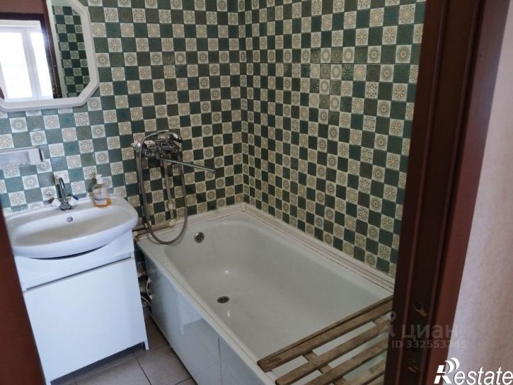 2-комн квартира ул Склизкова, 100,  д. 100
