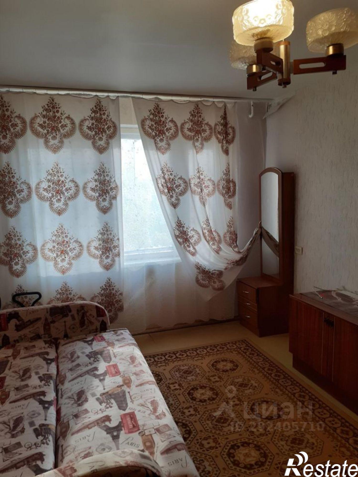 Сдать комнату за 9 000 рублей на б-р Гусева, 18