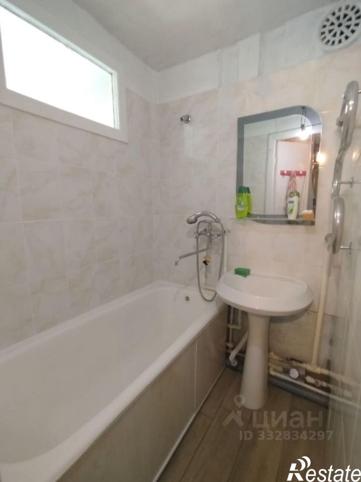 2-комн квартира ул Учительская, 49,  д. 49