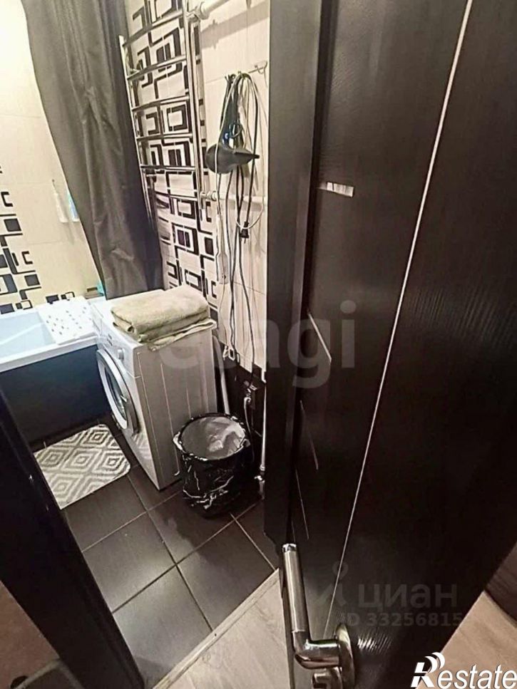 2-комн квартира ул Александра Попова, 1,  д. 1
