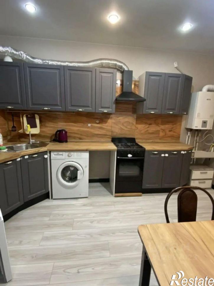 1-комн квартира ул Сергея Лоскутова, 2,  д. 2