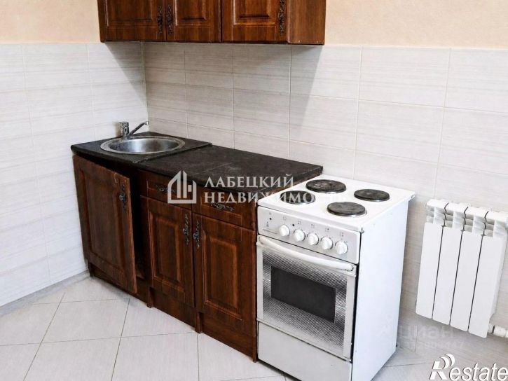 1-комн квартира ул Хрустальная, 2 1,  д. 2 1,  к. 1