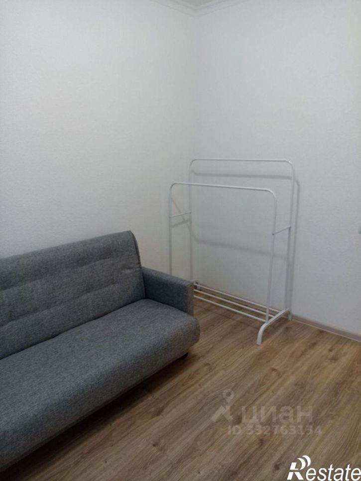 2-комн квартира улица Левитана, 93А