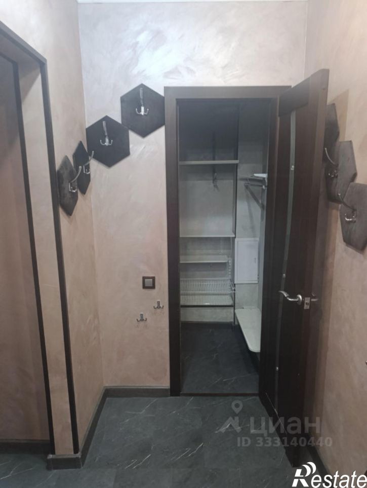 2-комн квартира ул 1-я Суворова, 13,  д. 13