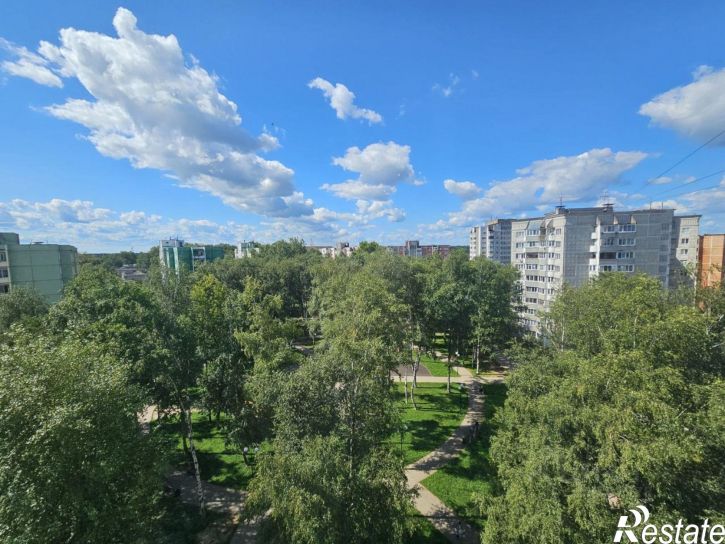 2-комн квартира ул Артюхиной, 9 4,  д. 9 4,  к. 4