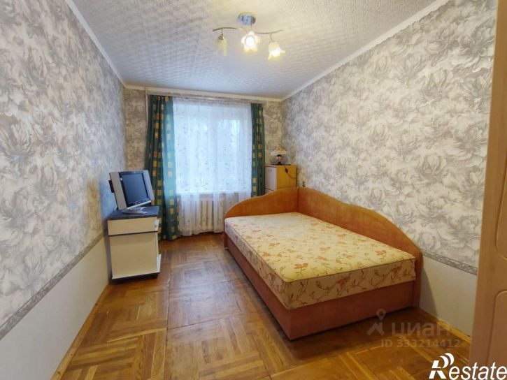 2-комн квартира ул Паши Савельевой, 52 4,  д. 52 4,  к. 4