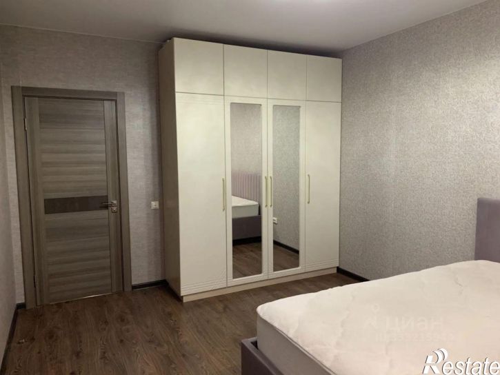 3-комн квартира б-р Гусева, 58,  д. 58