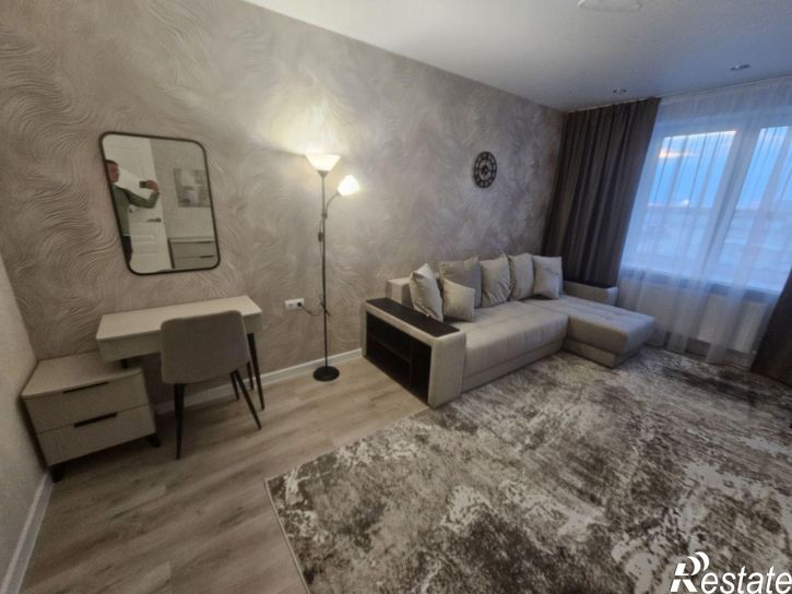 1-комн квартира б-р Гусева, 58,  д. 58