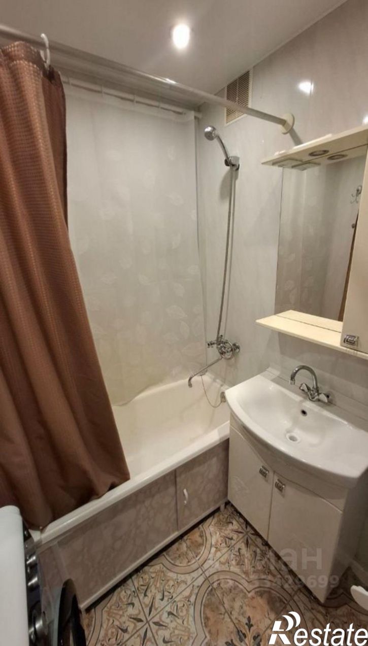2-комн квартира ул Артюхиной, 1В,  д. 1В
