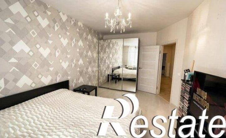 2-комн квартира 2-я улица Красина, 49,  д. 49