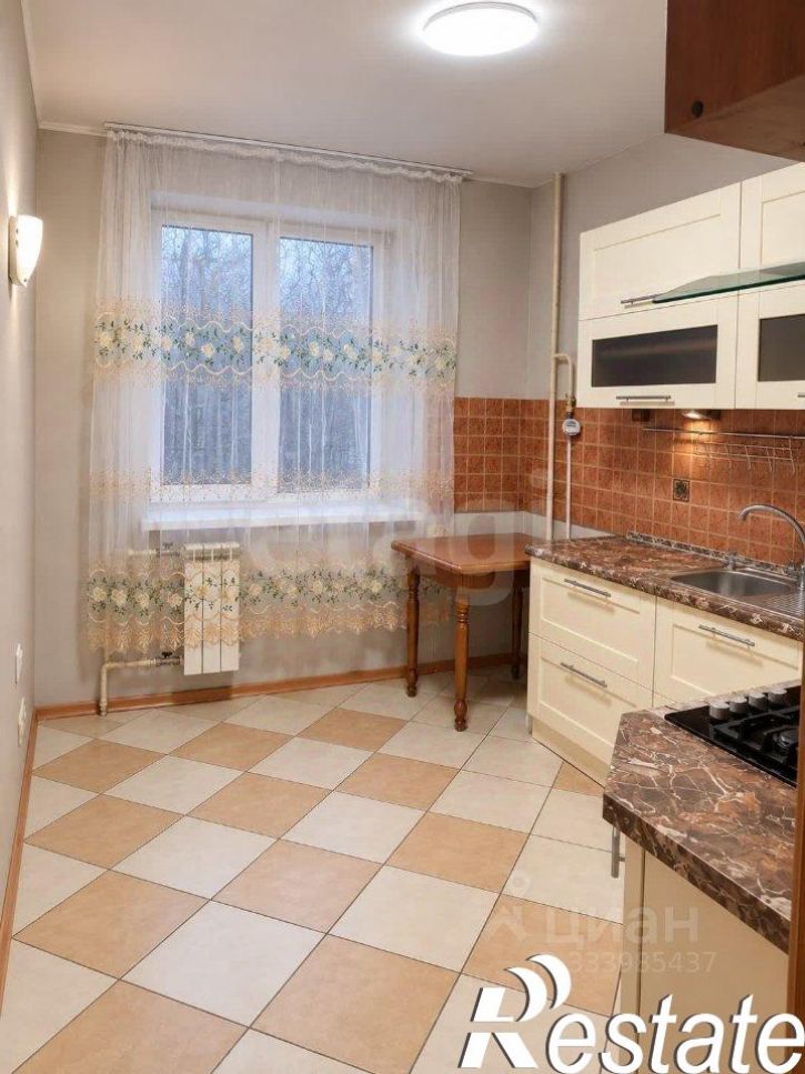 2-комн квартира улица Громова, 14,  д. 14