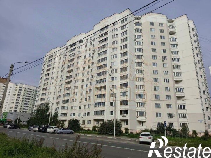 3-комн квартира 2-я улица Красина, 74,  д. 74